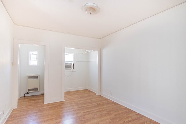 Photo - 612 Parkman Ave Unidad 1/2