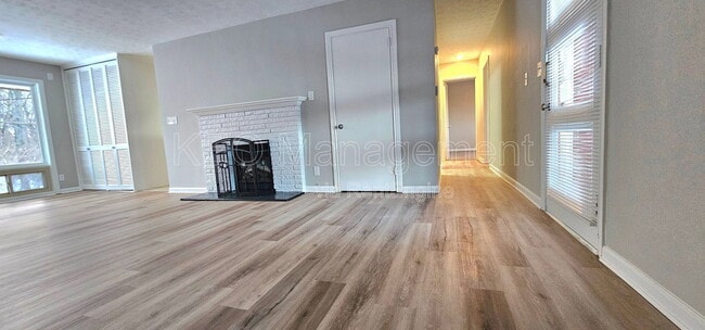 Photo - 3080 Southdale Dr Unidad 3