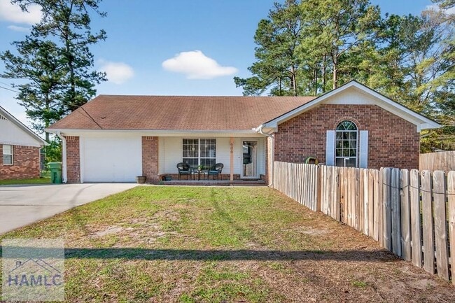 Building Photo - 606 Windhaven Dr