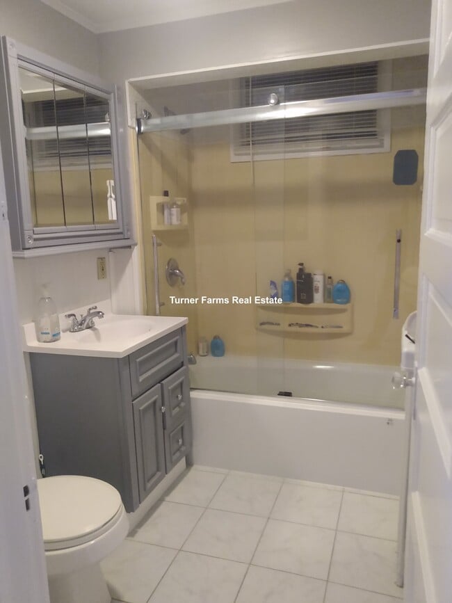 Photo - 109 North St Unit 1