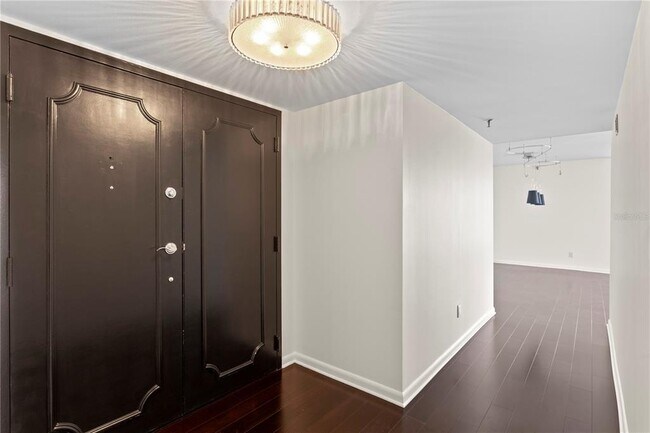 Photo - 3301 Bayshore Blvd Unit 810A