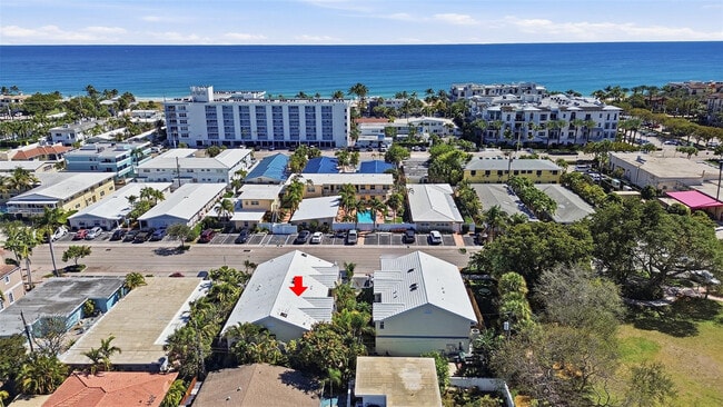 Building Photo - 4525 Bougainvilla Dr