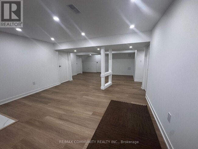 Photo - 43 Terry Cres