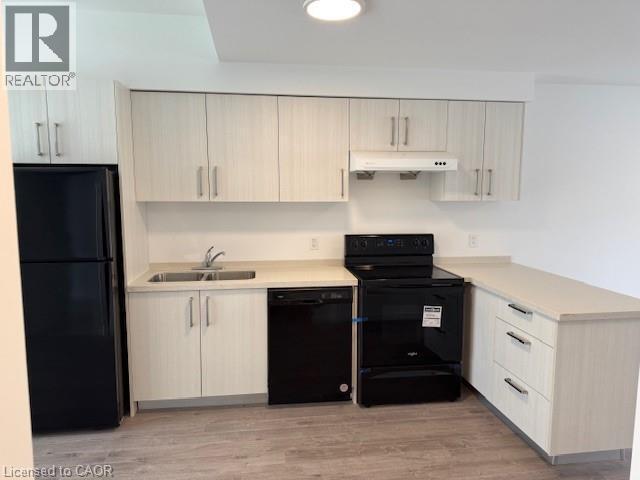 Photo - 32 Waterleaf Trl