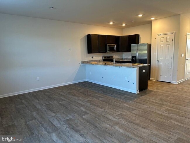 Photo - 104 Baker Dr