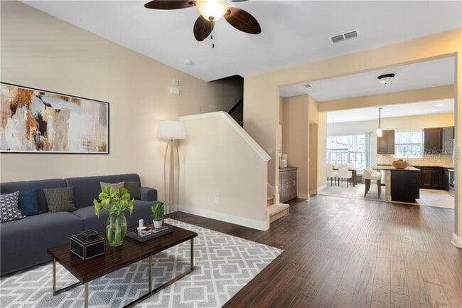 1412 Lobelia Dr