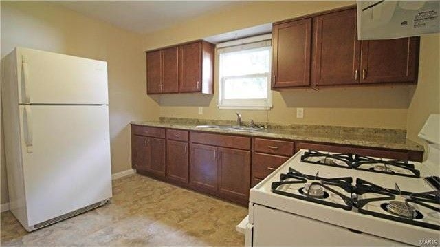 Photo - 652 N 38th St