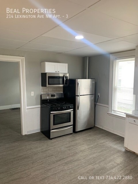 Photo - 214 Lexington Ave NW Unidad 3