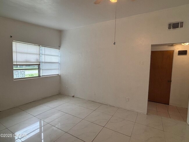 Photo - 724 Greenway Pl