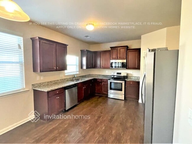 Photo - 3600 Brookhollow Dr