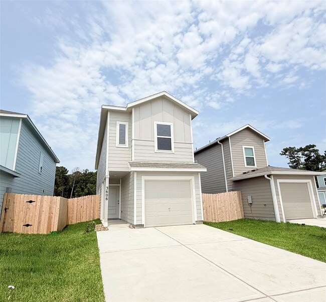 Building Photo - 3606 Duplet Ave