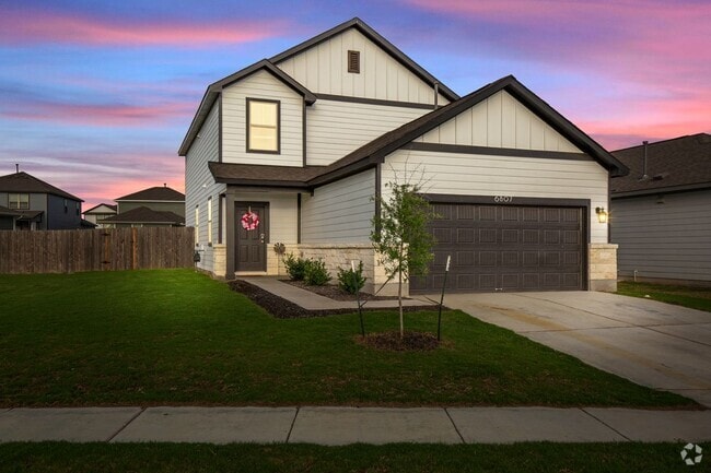 Building Photo - 6807 Tiznow Ln Rental