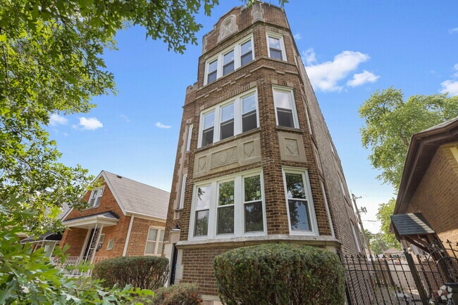 Building Photo - 8422 S Yates Blvd Unit 1 Rental