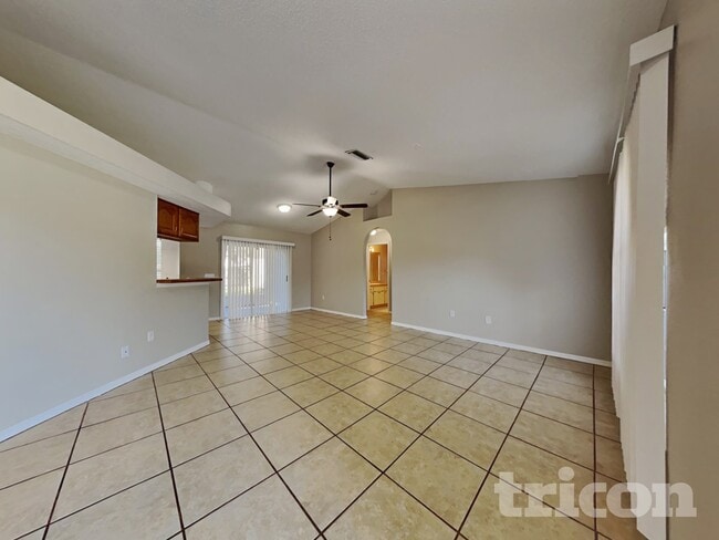 Photo - 193 Rosedale Ave