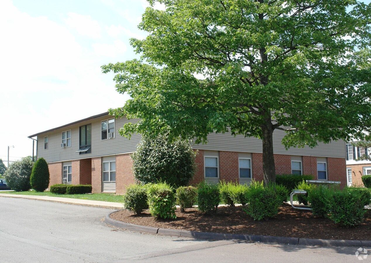 Photo - Evergreen Pointe