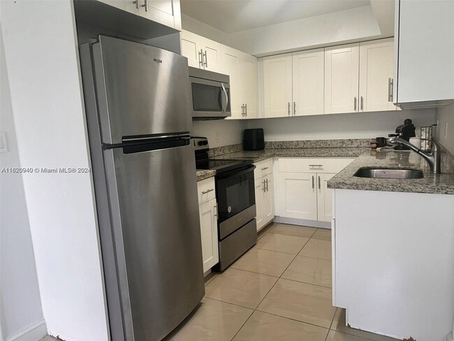Photo - 15560 SW 104th Ter Unit 6112