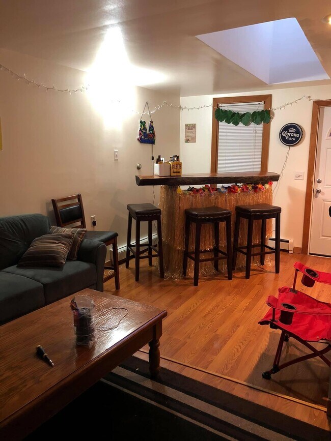 Photo - 318 Pleasant St Unit 318