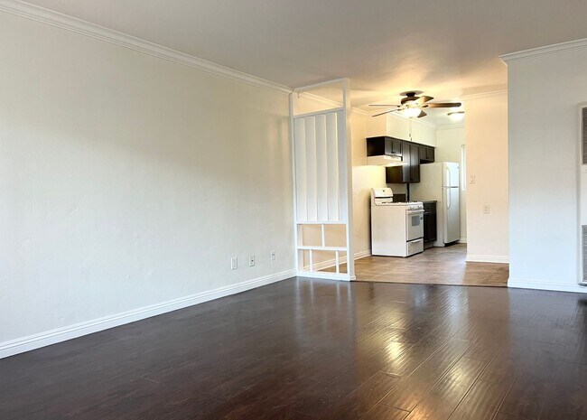 Photo - Bright 2 bed 1 bath in Pacific Beach Unidad 2212 1/2