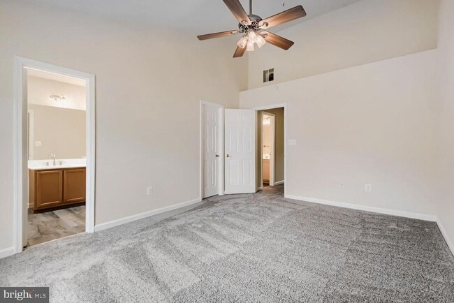 Photo - 3971 Red Deer Cir