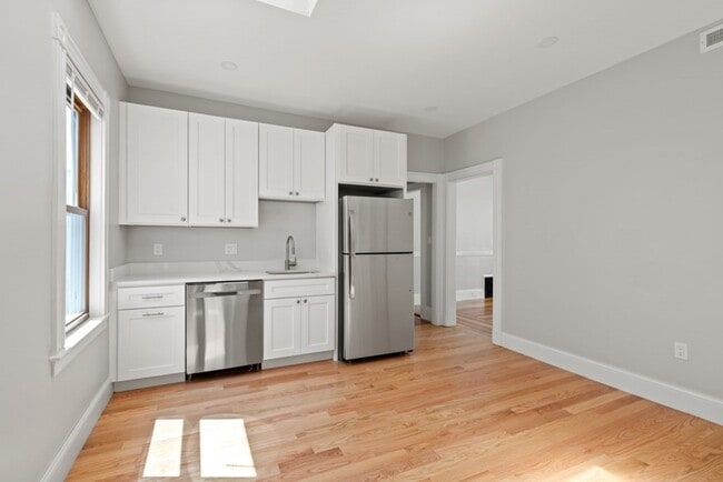 Photo - 19 Taft St Unit #3