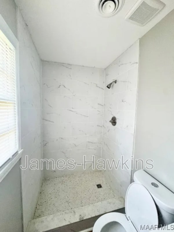 Photo - 1206 Woodbridge Dr