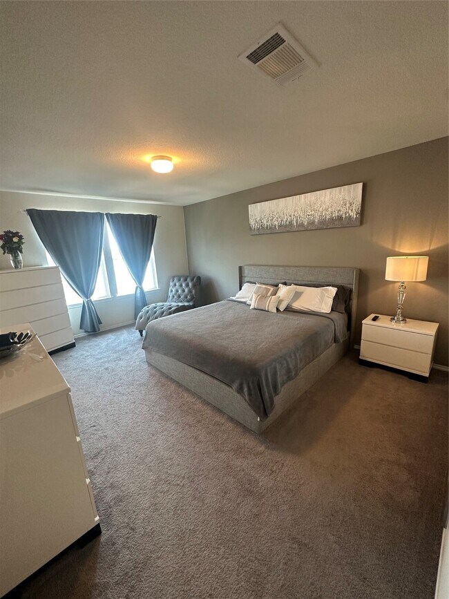 Photo - 5730 Pampus Prairie Rd