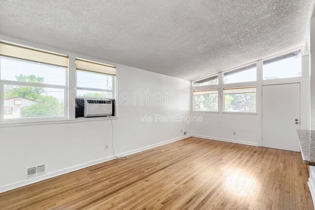 Photo - 1907 S Vrain St