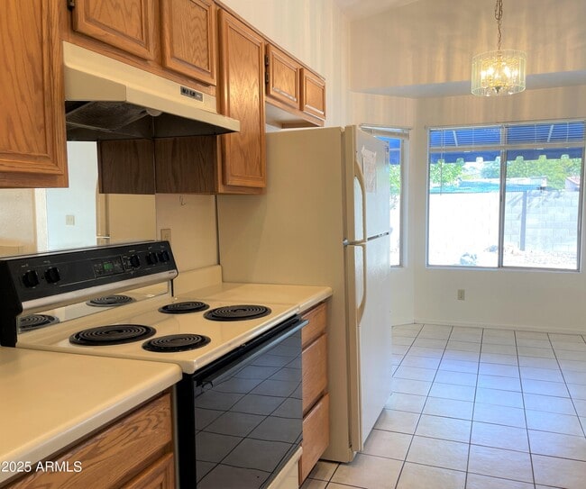Photo - 8811 N 5th St