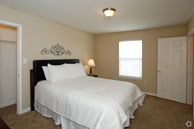 2BR, 2BA