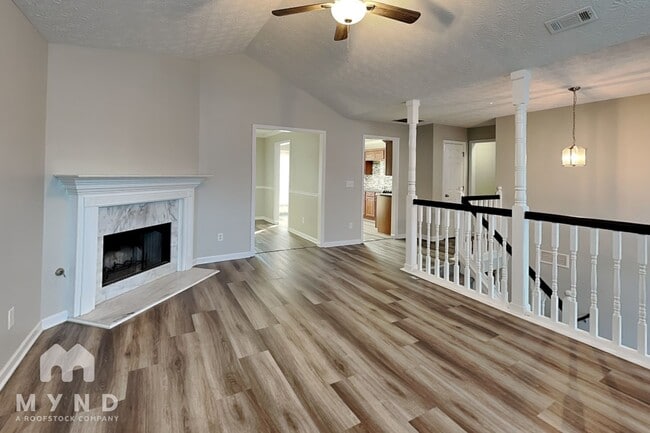 Photo - 158 Mcarthur Dr