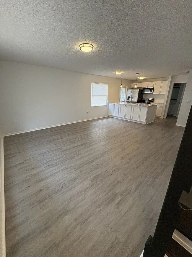 Photo - For rent in Lakeland