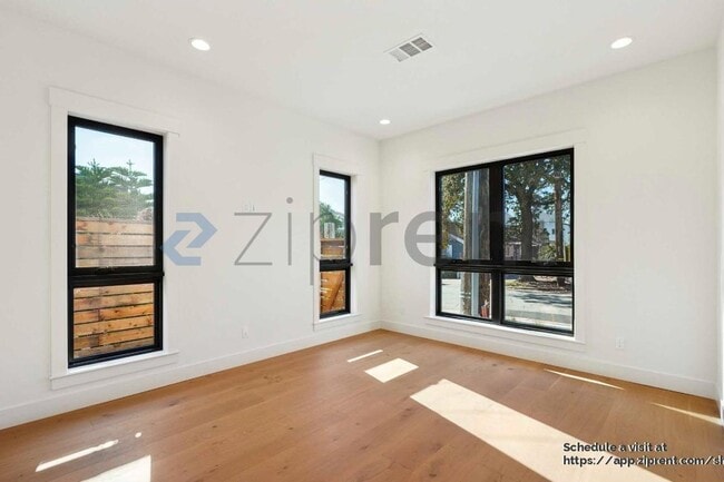 Photo - 1028 Brown Ave