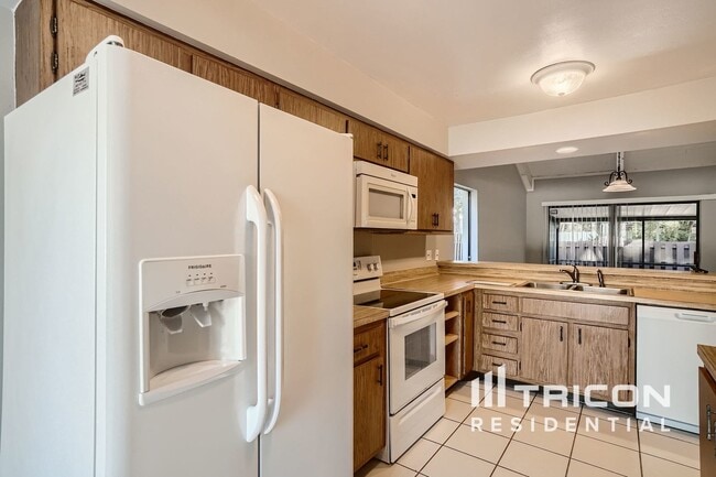 Photo - 1032 Weathered Wood Cir