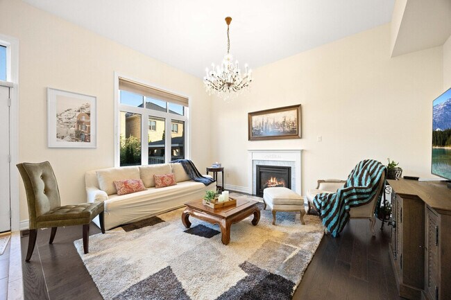Photo - 17 Mediterranean Cres Unit SI ID1504461P