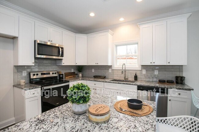 Photo - 123 Magnolia Pl