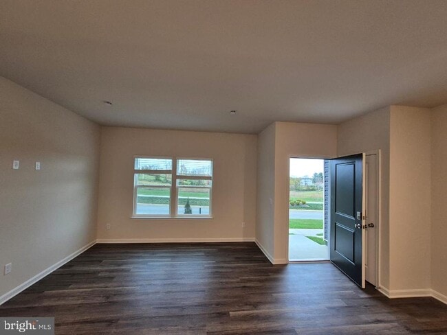 Photo - 141 Tigney Dr