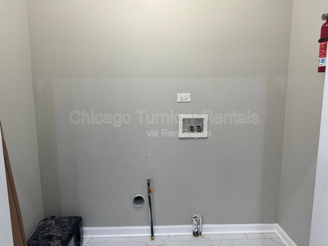 Photo - 2361 S Whipple St Unit 1f