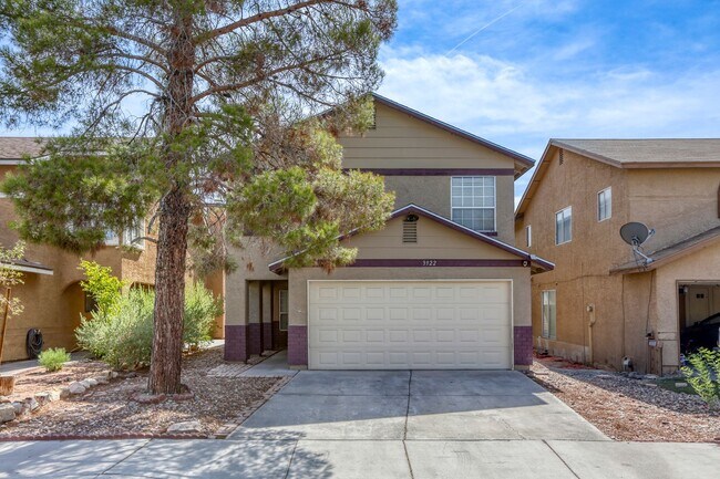 Building Photo - Beautiful 4 bedroom POOL home close to Nellis AFB!