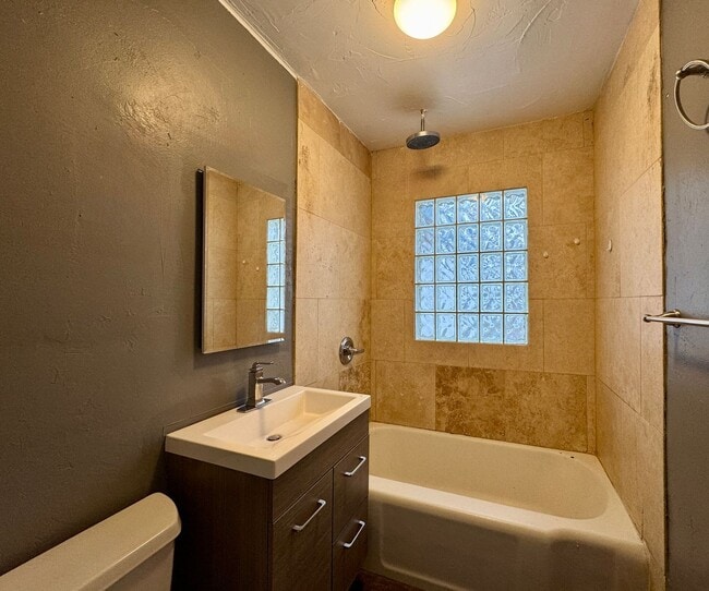 Photo - Newly Renovated 3 Separate Dwelling property in Denver! Available NOW