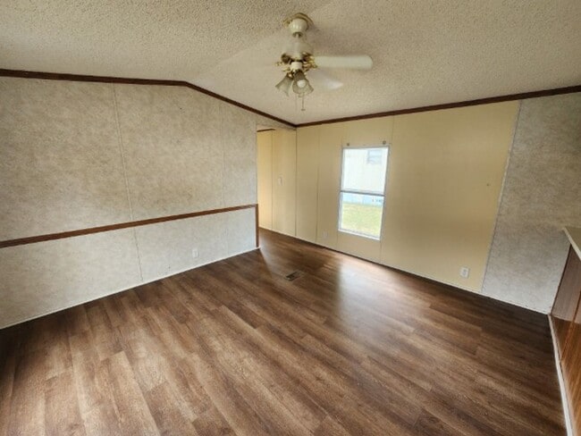 Photo - 42 Wilma Ln