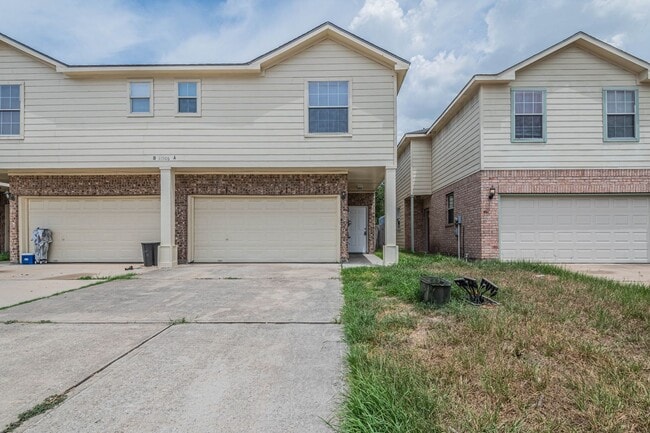 Building Photo - 11906 Chetman Dr Rental