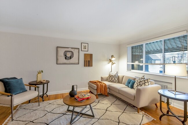 Photo - 611 East 11th