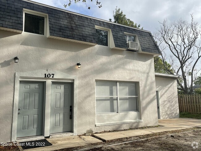 Building Photo - 107 Woodland Dr Unit C Rental