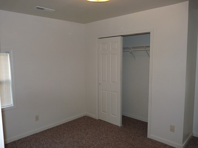 Photo - 2401 S Center St Unit #3