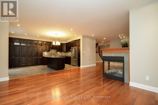 Photo - 141 Highbury Park Dr