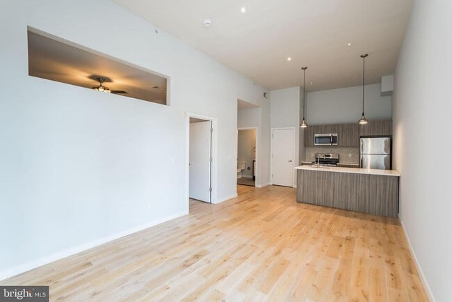 Photo - 412 S 13th St Unit 608