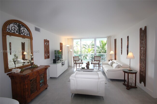 Photo - 5161 Collins Ave Unit 408