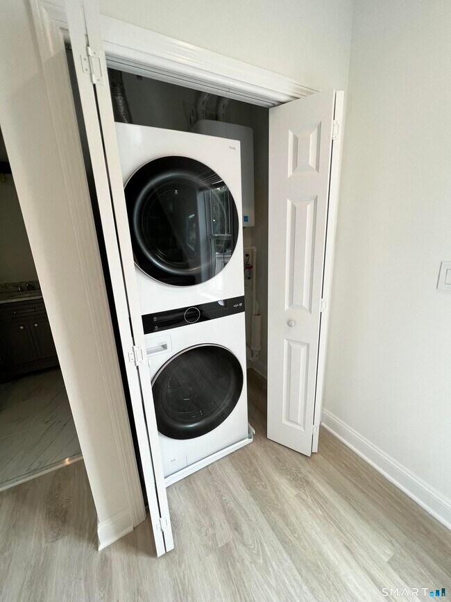 Photo - 93 Boston Post Rd Unit A