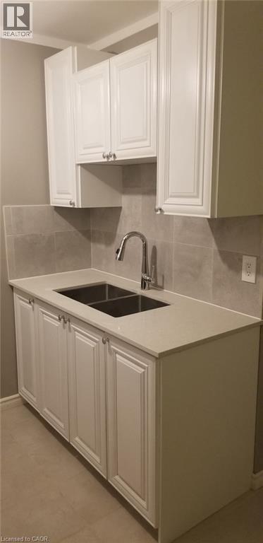 Photo - 815 Barbara Ct