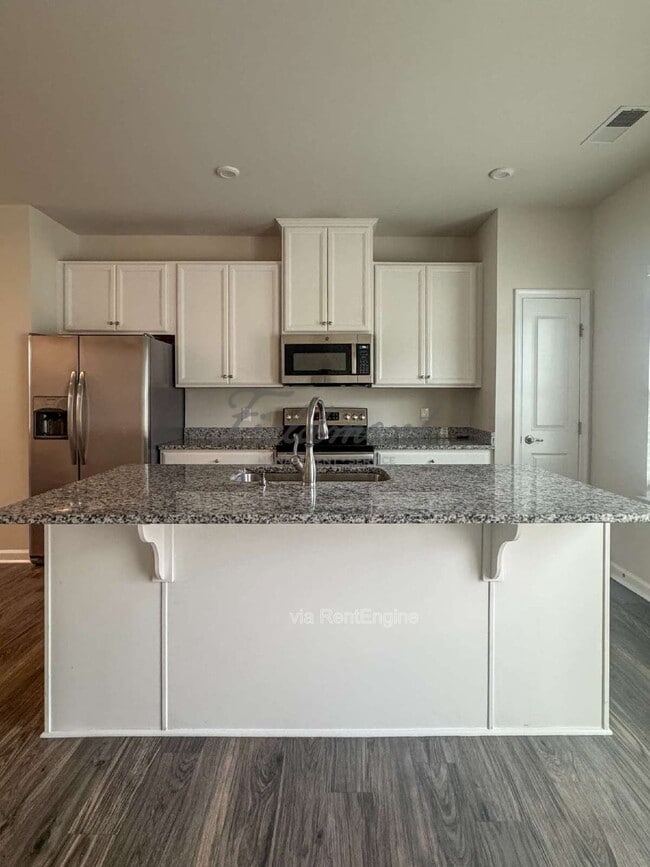 Photo - 574 Preakness Run